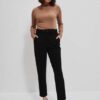 Plain trousers with decorative belt