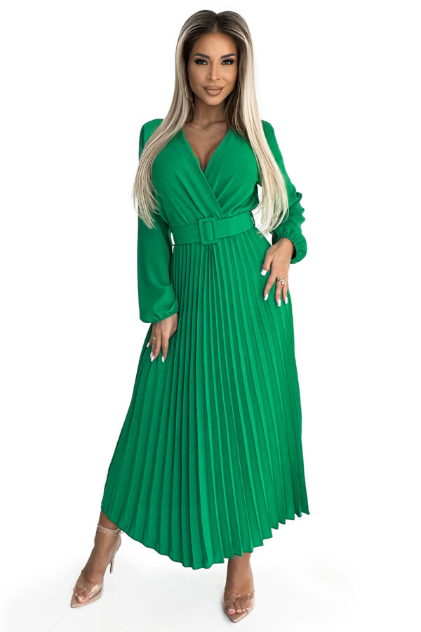Pleated midi dress with neckline