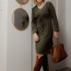 Plus Size ruha khaki mellénynyakkendővel