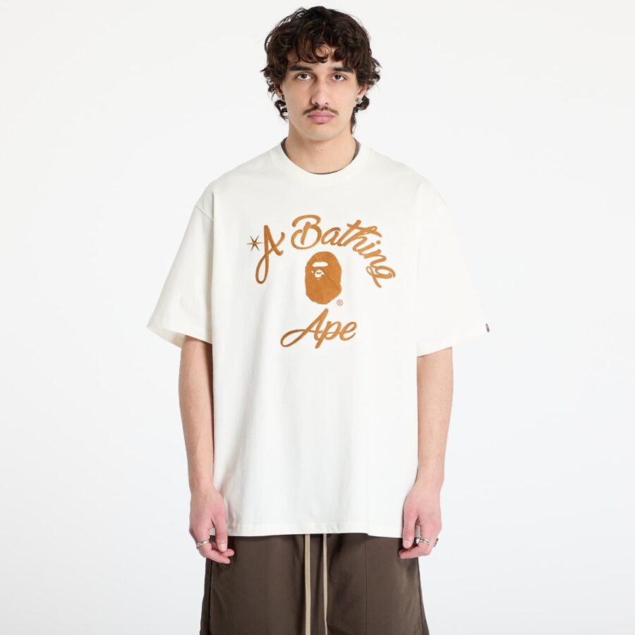 Póló A BATHING APE Chain Stitch College Relaxed Fit Tee UNISEX Ivory S-alacsony-ár