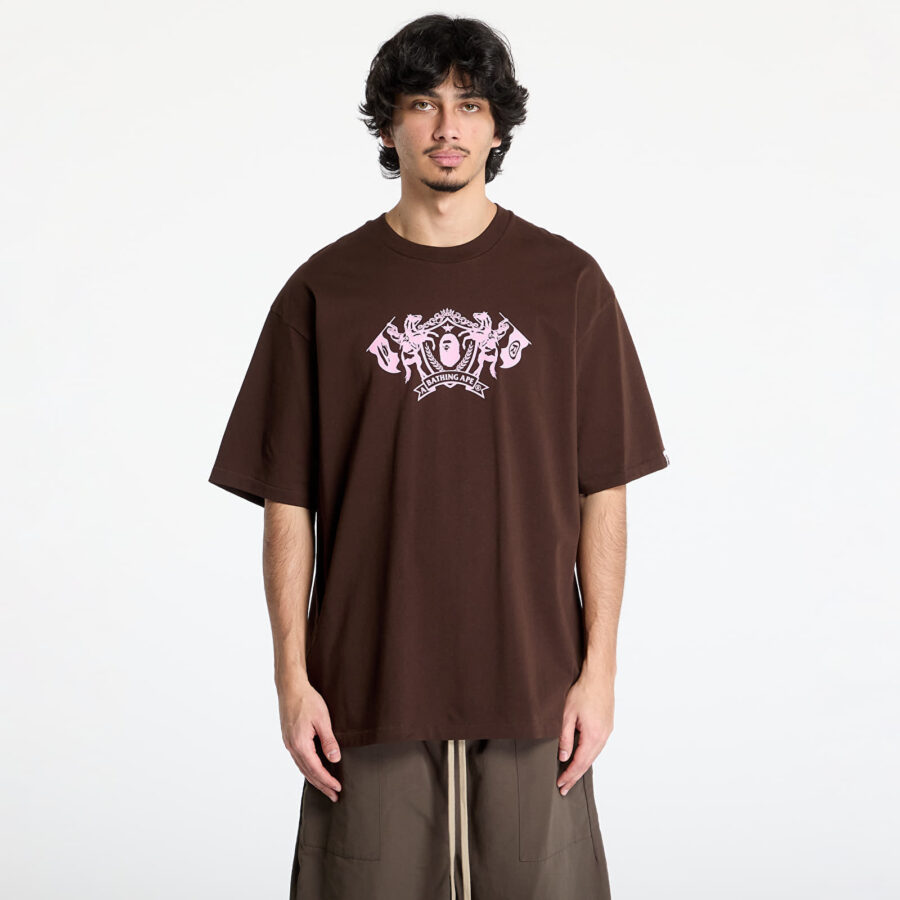 Póló A BATHING APE College Logo Relaxed Fit Tee UNISEX Brown S-alacsony-ár
