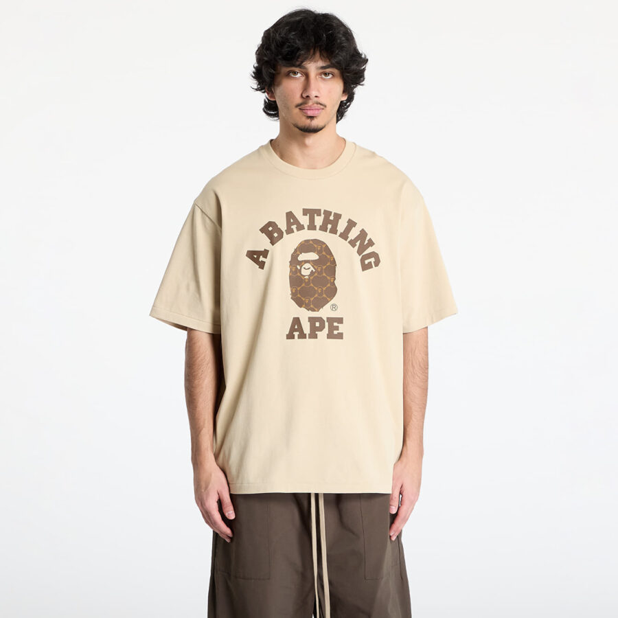 Póló A BATHING APE College Monogram College Relaxed Fit Tee UNISEX Beige M-alacsony-ár