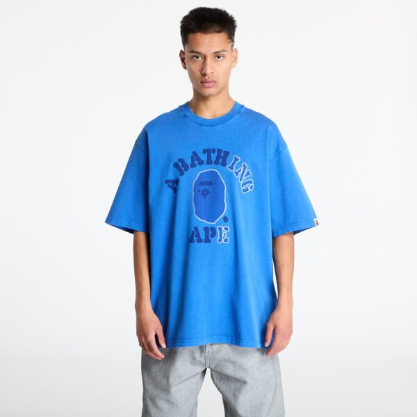 Póló A BATHING APE Garment Dye College Relaxed Fit Tee Blue M-alacsony-ár