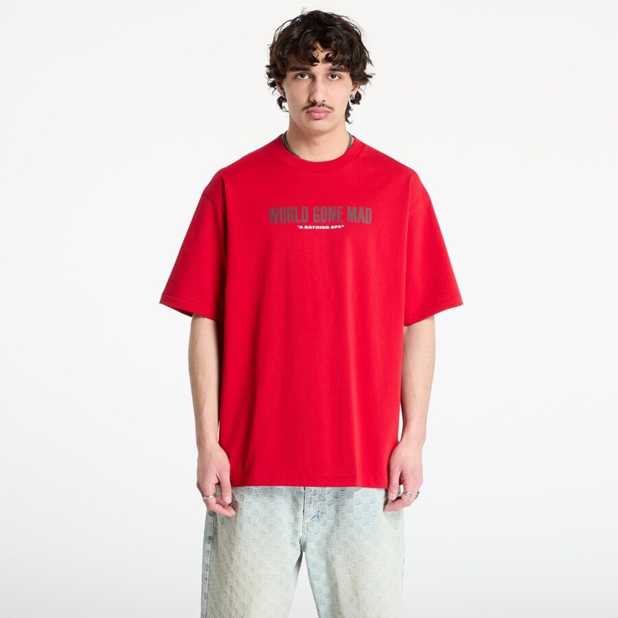 Póló A BATHING APE Slogan Relaxed Fit Tee UNISEX Red S-alacsony-ár