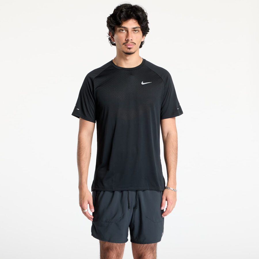 Póló Nike Stride Men's Dri-FIT ADV Short-Sleeve Running Top Black/ Reflective Silv M-alacsony-ár
