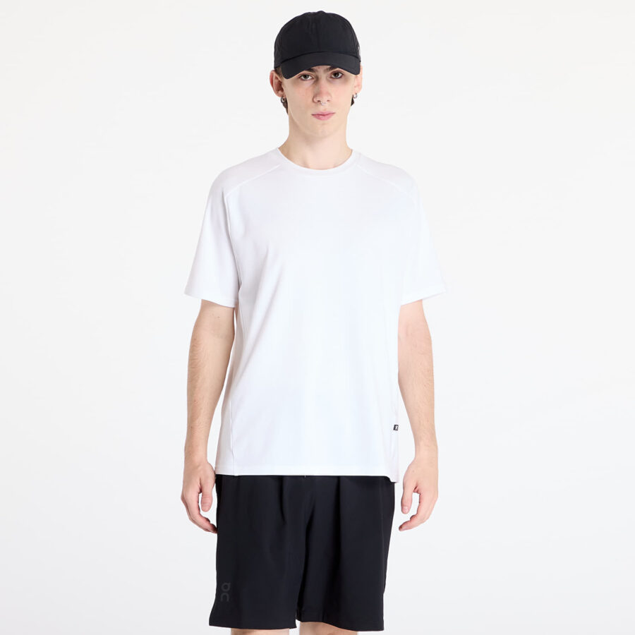 Póló On Focus T-Shirt All White M-alacsony-ár