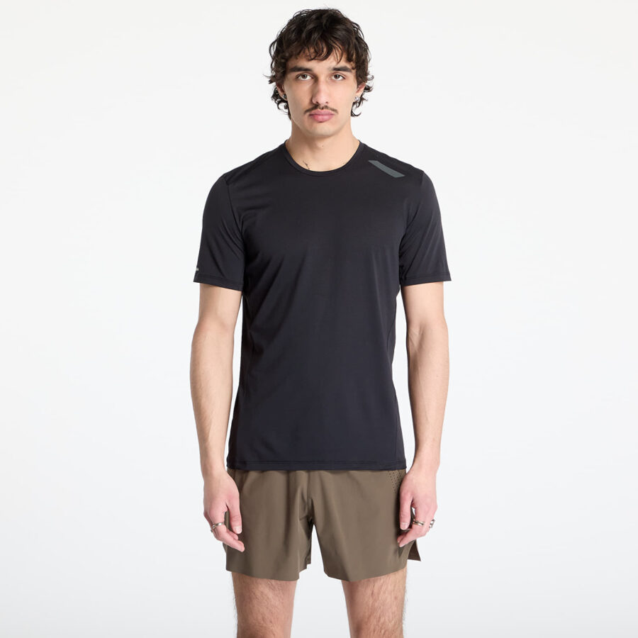 Póló SOAR Running Men's Tech Tee Black L-alacsony-ár