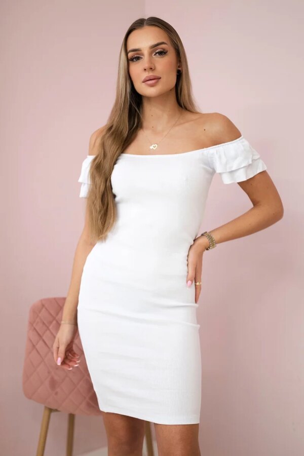 Ribbed dress with ruffles white