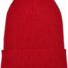 Ribbed knit cap made of recycled yarn red