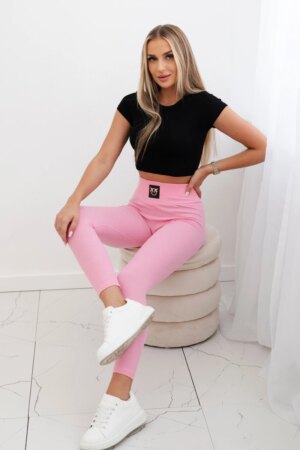 Ribbed leggings with a high waist in light pink color