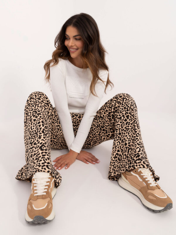 Set-EM-KMPL-867-1.18-white-beige