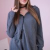 Set of sweatshirt with longer side made of graphite