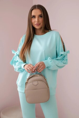 Set of sweatshirts with a bow on the sleeves and mint leggings