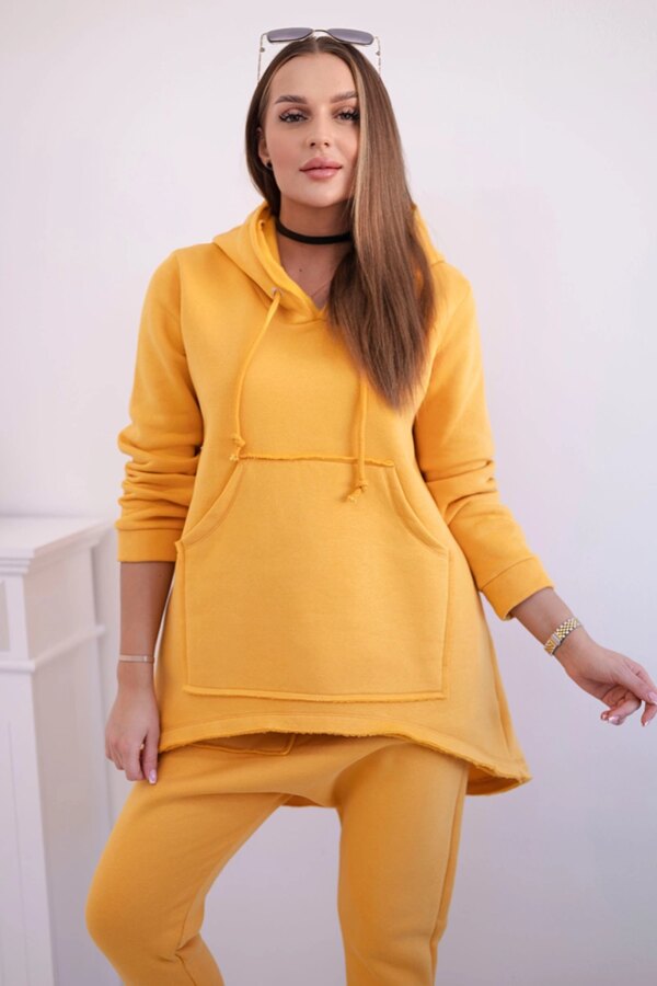 Set with Baggy mustard trousers
