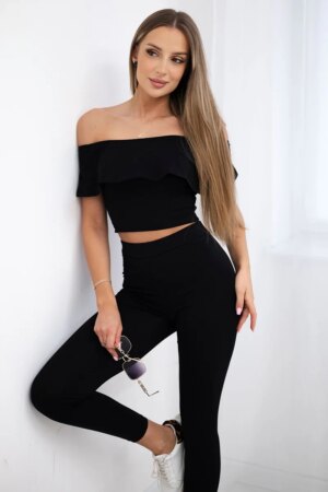 Set with black ruffle