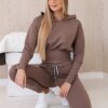 Set with wide mocha cuffs