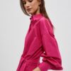 Shirt dress with belt at the waist