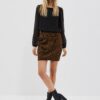 Skirt with print and metallic thread