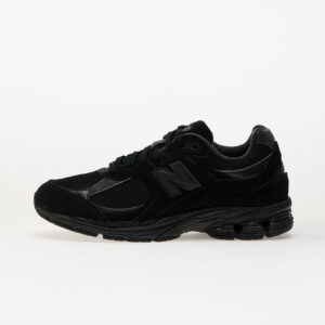 Sneakers New Balance 2002R Triple Black Suede EUR 38-alacsony-ár