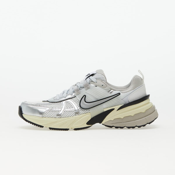 Sneakers Nike V2K Run Summit White/ Metallic Silver EUR 36.5-alacsony-ár