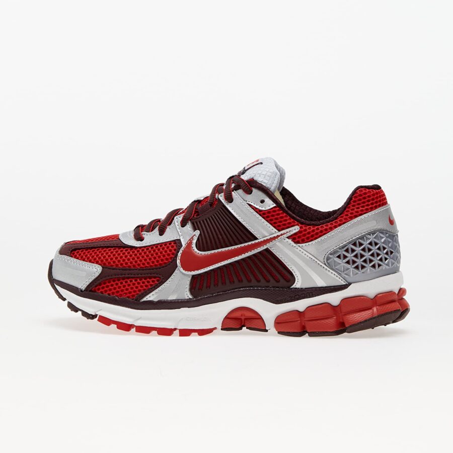 Sneakers Nike Wmns Zoom Vomero 5 Mystic Red/ Mystic Red-Mtlc Platinum EUR 35.5-alacsony-ár