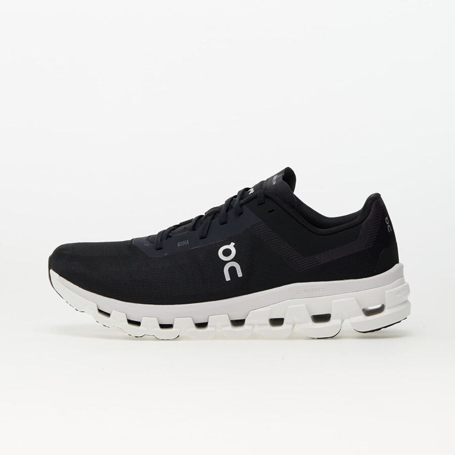 Sneakers On M Cloudflow 4 Black/ White EUR 42-alacsony-ár