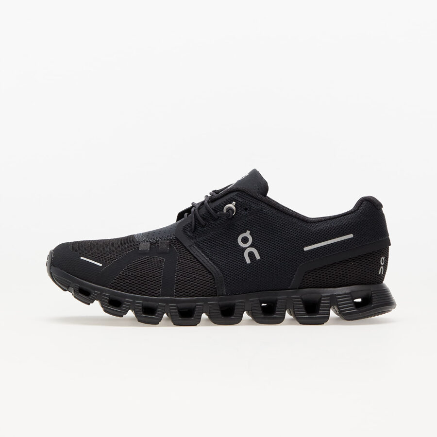 Sneakers On W Cloud 5 All Black EUR 36-alacsony-ár