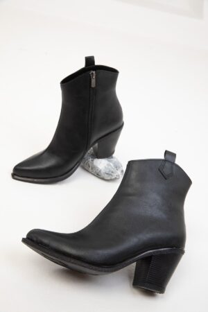 Soho Black Women's Boots & Bootie 19779