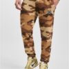 Společnost Ecko Unltd. Sweatpants brown