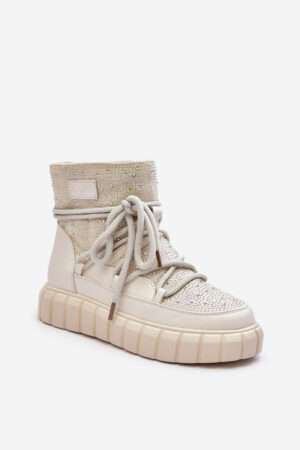 Steppelt hócsizma strasszokkal díszítve Steppelt hócsizma strasszokkal díszítve