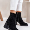 Suede ankle boots on heel insulated with D&A black
