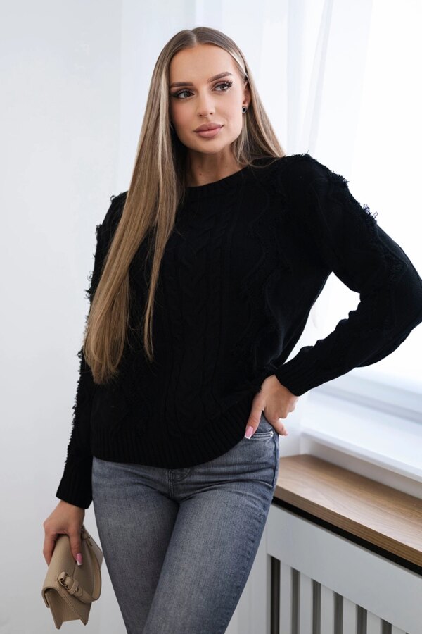 Sweater with cable weave in black Sweater with cable weave in black