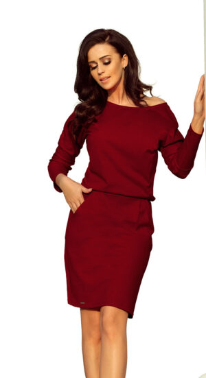 Sweatshirt dress with a neck on the back Numoco