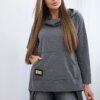 Sweatshirt with a long back and a graphite hood