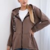 Sweatshirt with a longer back and mocha hood