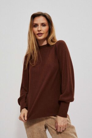 Sweatshirt with puff sleeves and turtleneck