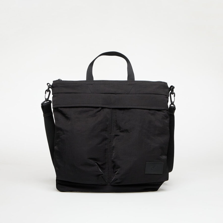 Táska Calvin Klein Jeans Metro Nylon Helmet Bag Black Universal-alacsony-ár
