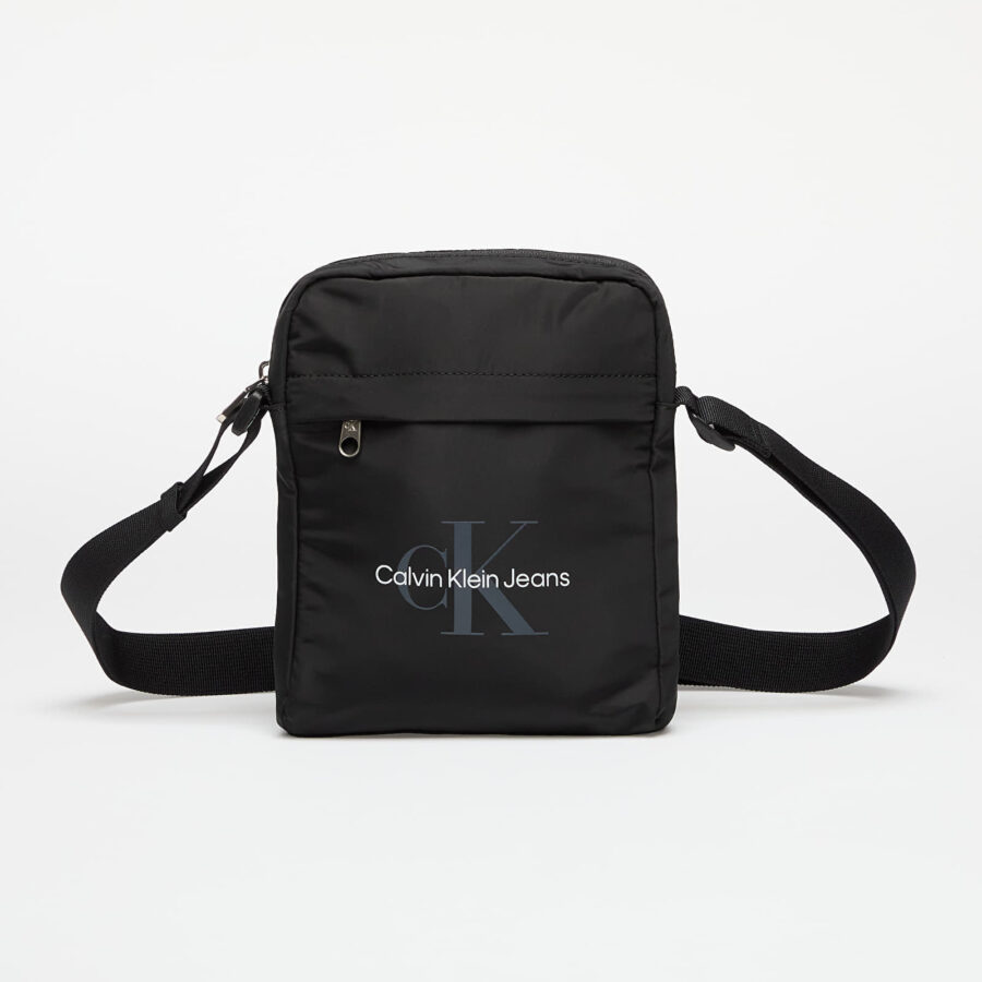 Táska Calvin Klein Jeans Sport Essentials Reporter Bag Black Universal-alacsony-ár