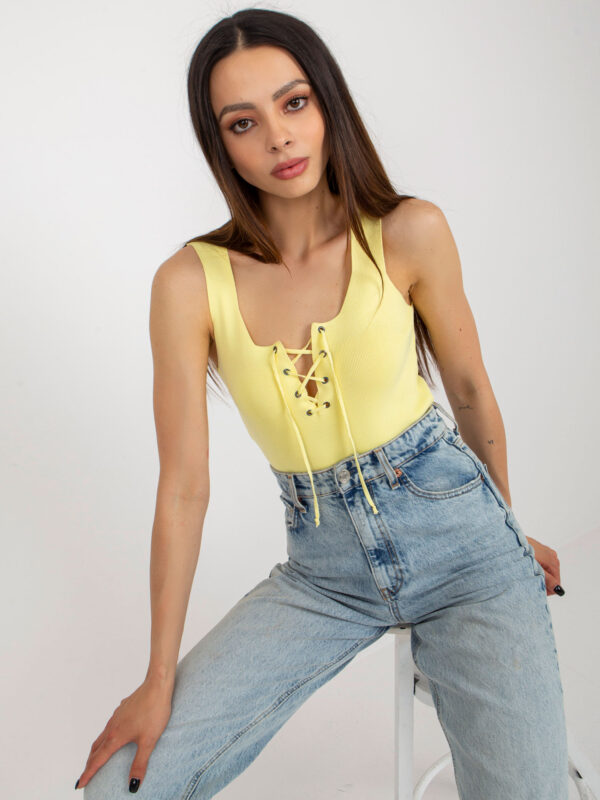 Top-BA-TP-2304.42-Light Yellow