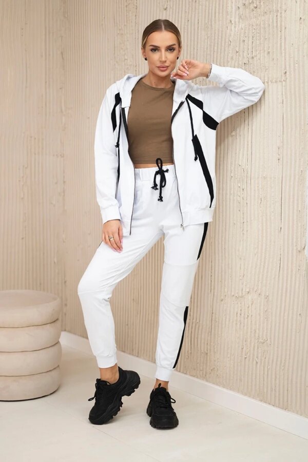 Tracksuit with white stripes