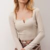 Trend Alaçatı Stili Women's Beige Square Collar Cut Out Crop Sandy Blouse