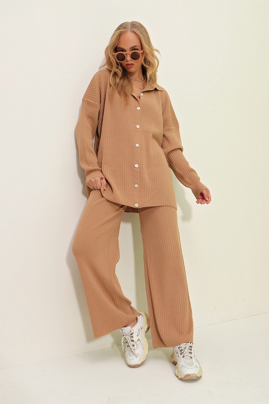 Trend Alaçatı Stili Women's Biscuit Knitwear Set With Buttons
