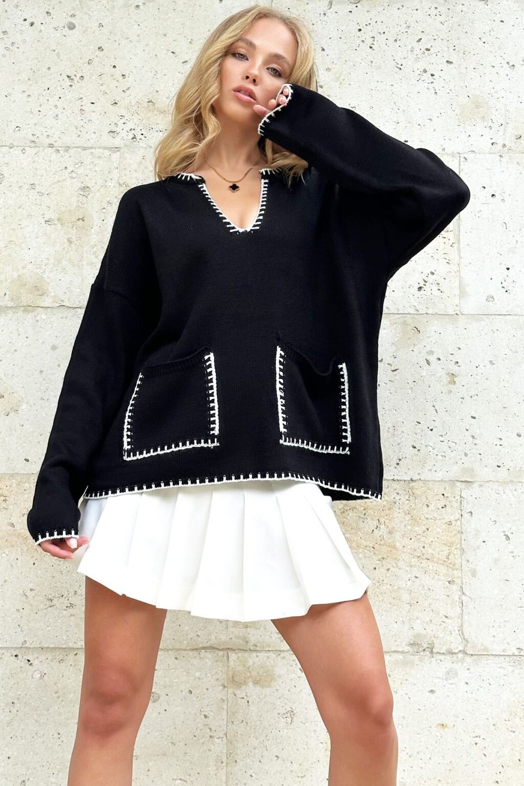 Trend Alaçatı Stili Women's Black V Neck Embroidery Detailed Double Pocket Knitwear Sweater