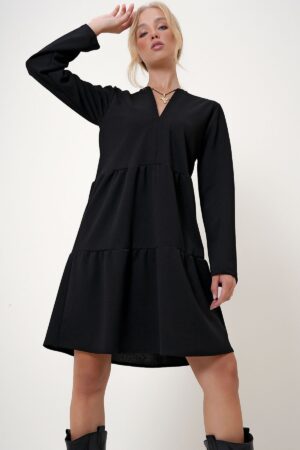 Trend Alaçatı Stili Women's Black V-Neck Layered Flounce Crepe Knit Dress