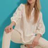 Trend Alaçatı Stili Women's Ecru Judge Collar Scalloped And Embroidered Linen Woven Blouse