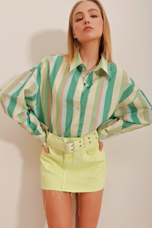 Trend Alaçatı Stili Women's Green Striped Poplin Crop Shirt Trend Alaçatı Stili Women's Green Striped Poplin Crop Shirt