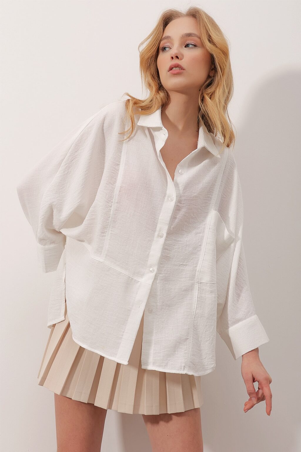 Trend Alaçatı Stili Women's White Single Pocket