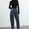 Trendyol Anthracite Embroidered High Waist Balloon Jeans