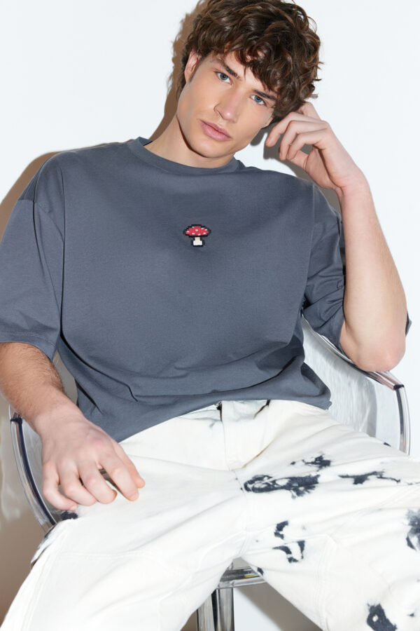 Trendyol Anthracite Oversize/Wide Cut Mushroom Embroidered 100% Cotton T-Shirt