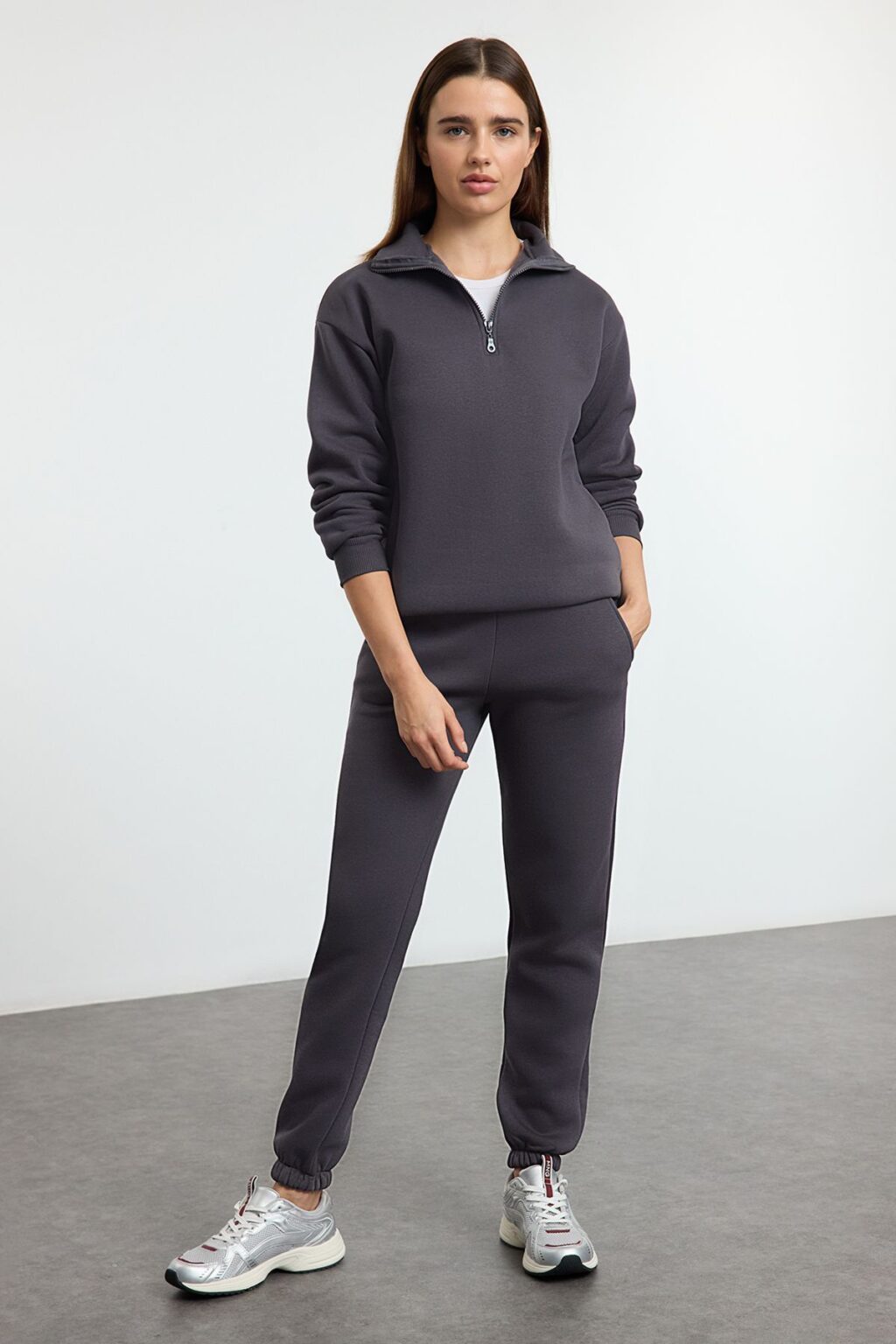 Trendyol Anthracite Thick Polar Fleece Zippered Stand Collar Jogger Knitted Tracksuit